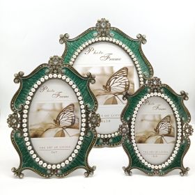 European Retro Metal Green Photo Frame Oval Vintage Fashionable Lightweight High Hardness Home Decoration Ornament Embellishment (Color: Green, size: 7 inches)